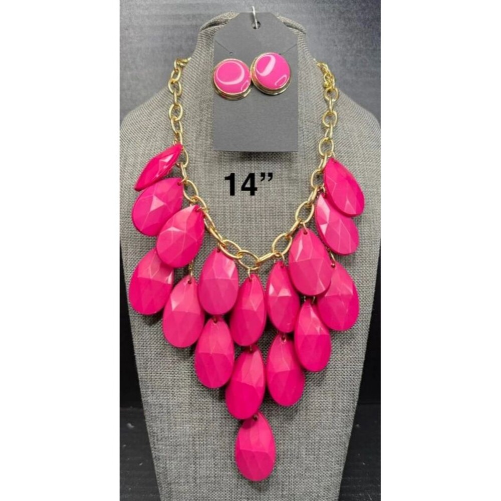 139. Hot Pink Faceted Tear-Drop Statement Set